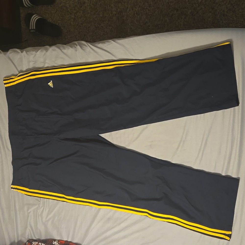 Adidas joggers